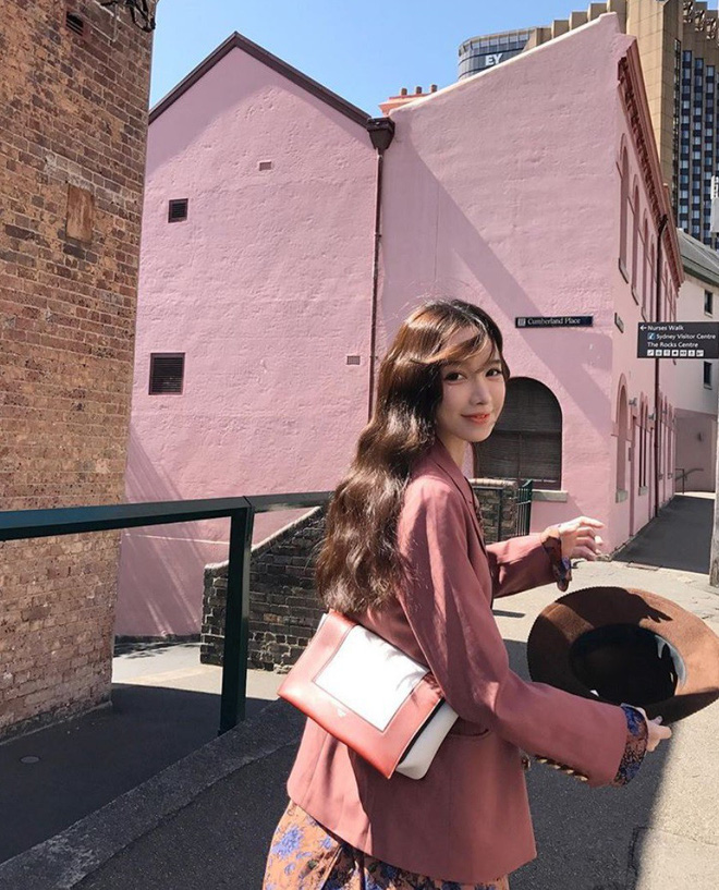 Là con gái tỷ phú, lại xinh xắn, chồng đẹp con ngoan: Sao có người viên mãn đến thế!